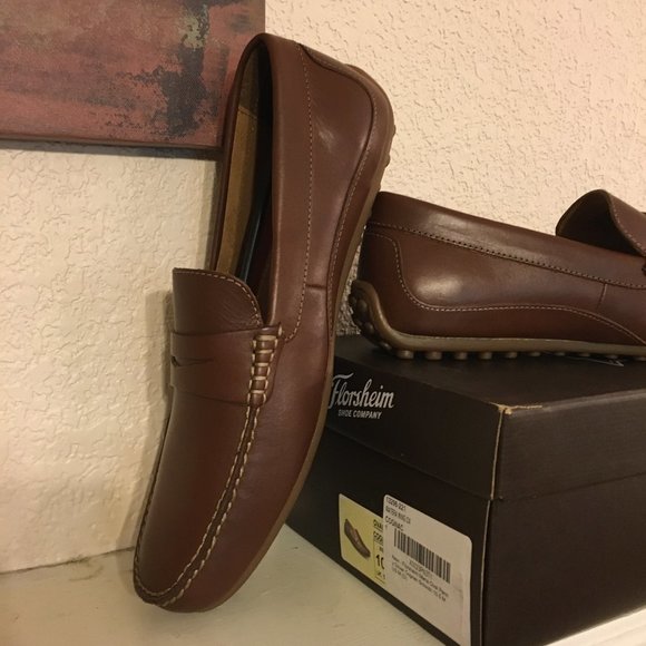 Florsheim Other - Florsheim Oval Penny Driving Moc, NIB, cognac